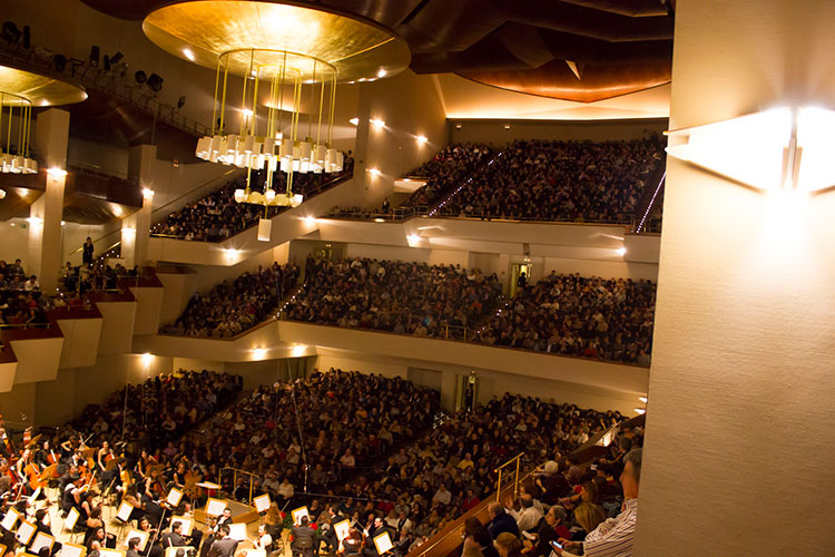 Auditorio Nacional de Música Completamente Lleno