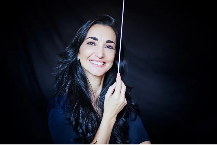 La directora de orquesta Silvia Sanz Torre, fundadora del Grupo Talía, de nuevo en el ranking de Las TOP 100 mujeres líderes.